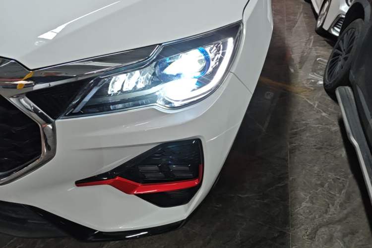Used JETOUR X70 2023 1.5T DCT Overpass PRO+ Edition 7 Seats Left Front Headlight