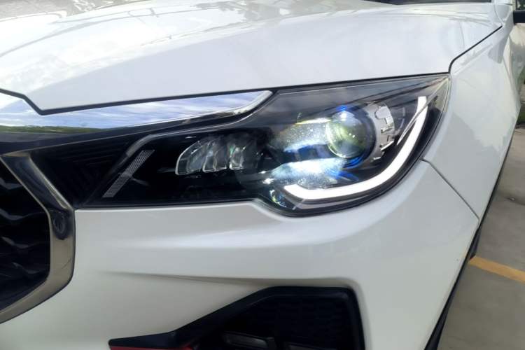 Used JETOUR X70 2023 1.5T Manual Overdrive Version 5 Seats Left Front Headlight