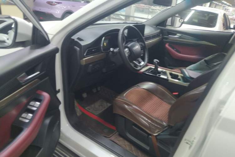 Used JETOUR X70 2023 1.5T Manual Overdrive Version 5 Seats Left Front Seat