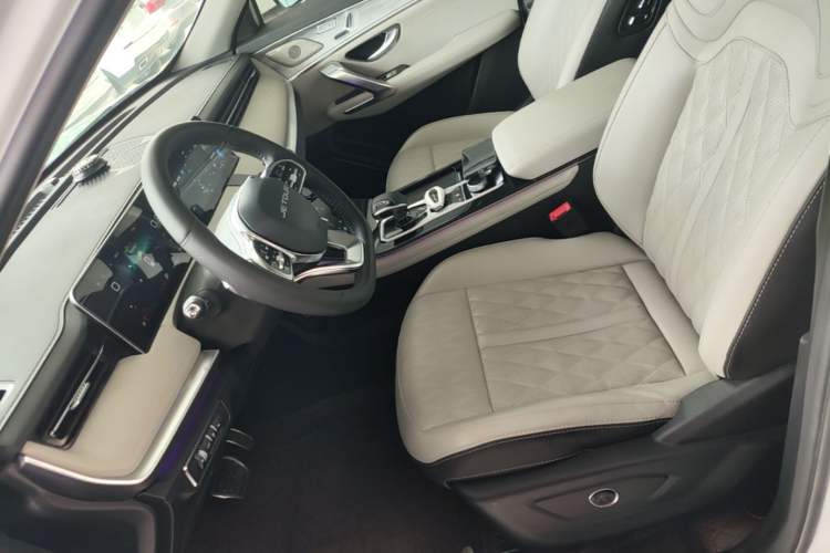 Used JETOUR X70 2023 Zhege 2.0T DCT Wolong 5-Seater Left Front Seat