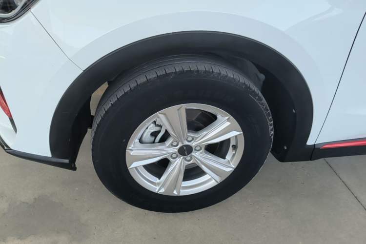 Used JETOUR X70 2023 1.5T Manual Overdrive Version 5 Seats Left Front Wheel Hub