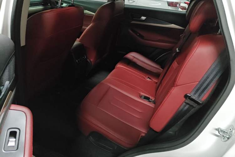 Used JETOUR X70 2023 1.5T DCT Overpass PRO+ Edition 7 Seats Left Rear Seat