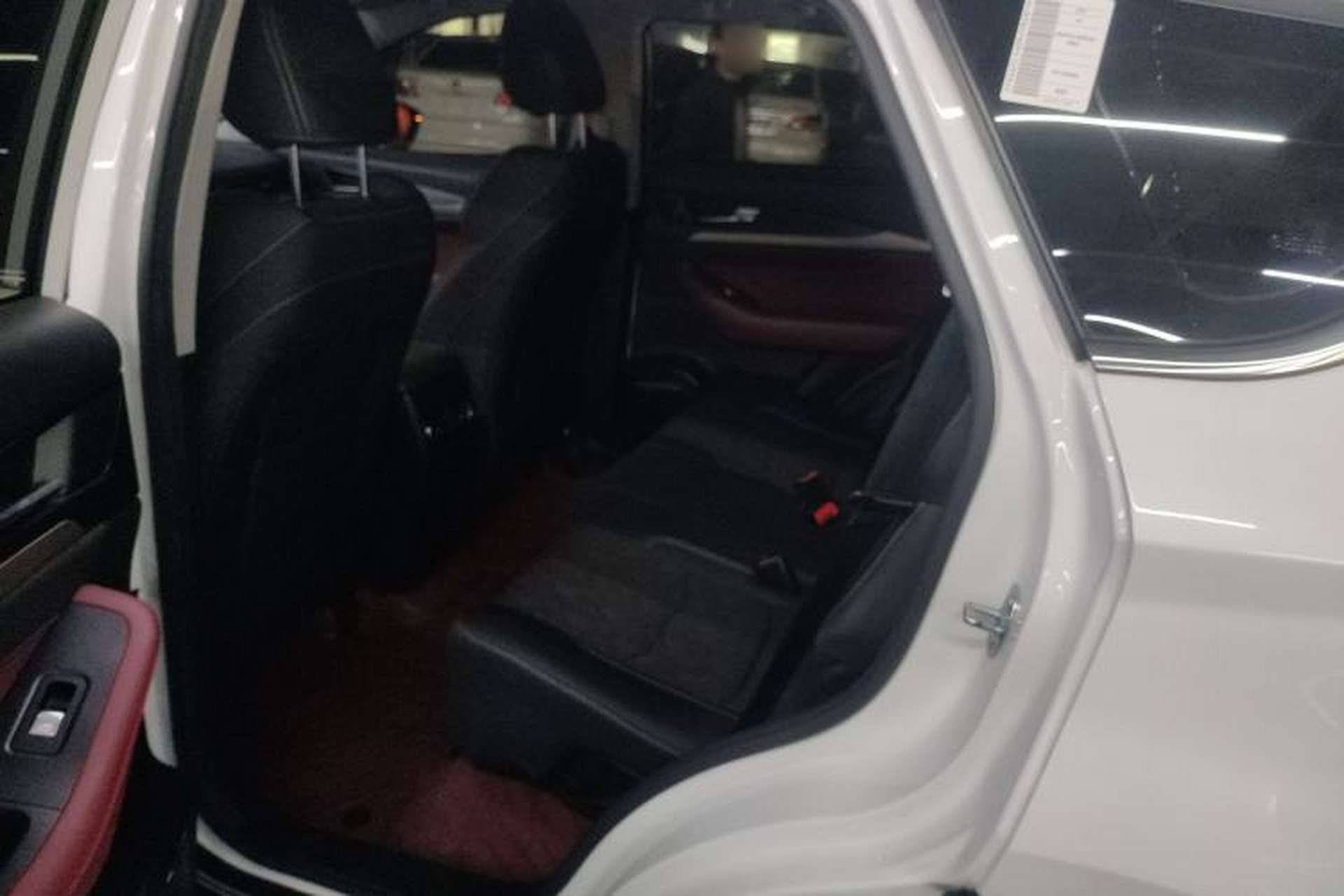 Used JETOUR X70 2023 1.5T DCT Beyond PRO Edition 5-Seater Left Rear Seat