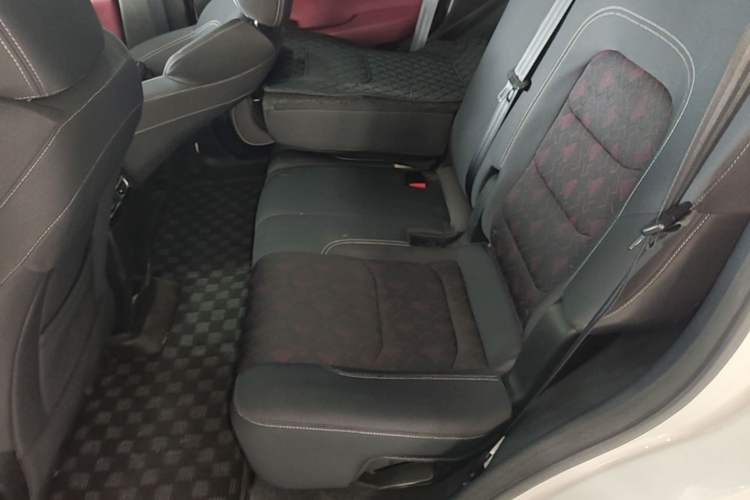 Used JETOUR X70 2023 1.5T DCT Beyond PRO Edition 5-Seater Left Rear Seat