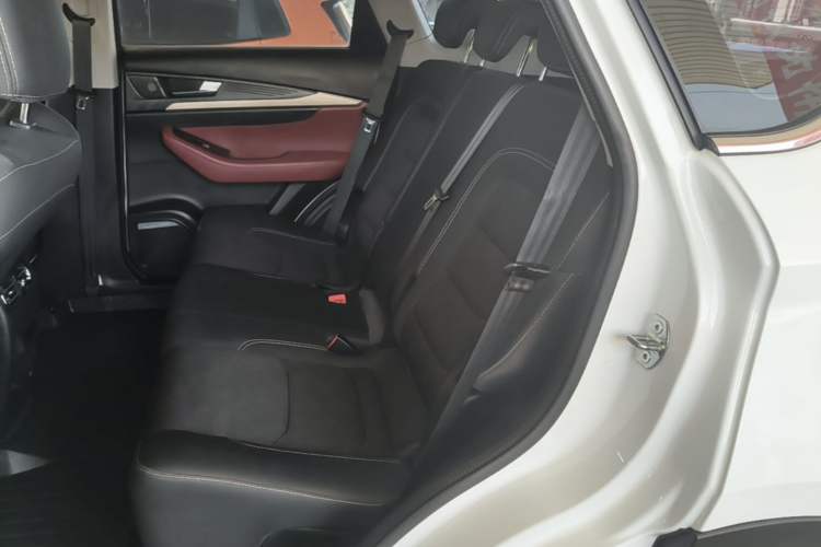 Used JETOUR X70 2023 1.5T Manual Overdrive Version 5 Seats Left Rear Seat