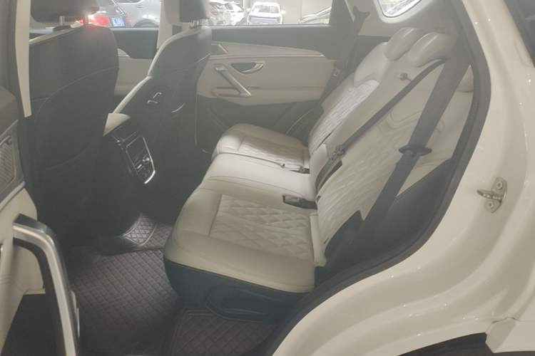 Used JETOUR X70 2023 Zhuge 2.0T DCT Wolong 7-Seater Left Rear Seat