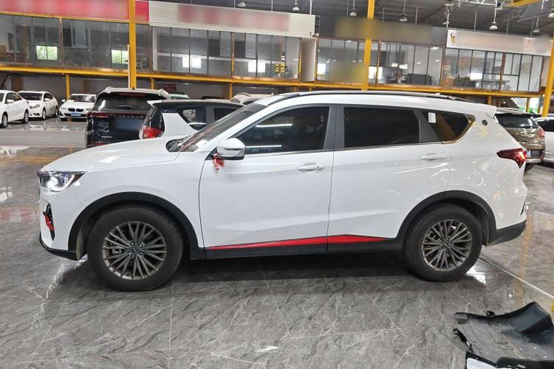Used JETOUR X70 2023 1.5T DCT Beyond PRO+ Edition 5-Seater Left Side