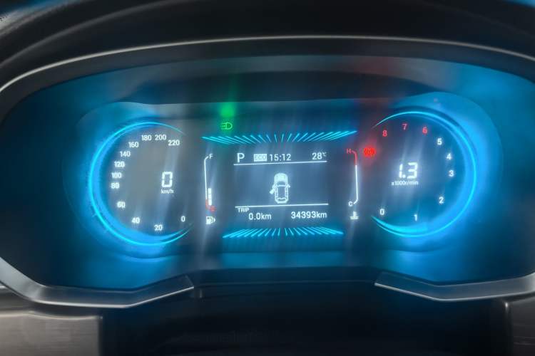 Used JETOUR X70 2023 1.5T DCT Beyond PRO Edition 5-Seater Odometer Close Up