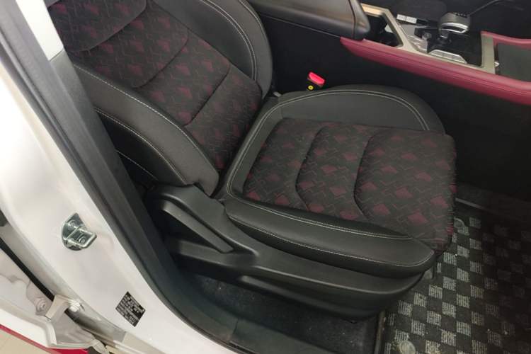 Used JETOUR X70 2023 1.5T DCT Beyond PRO Edition 5-Seater Right Front Seat