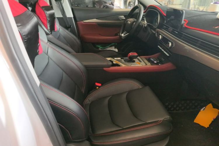 Used JETOUR X70 2023 1.5T DCT Beyond PRO Edition 7 Seats Right Front Seat