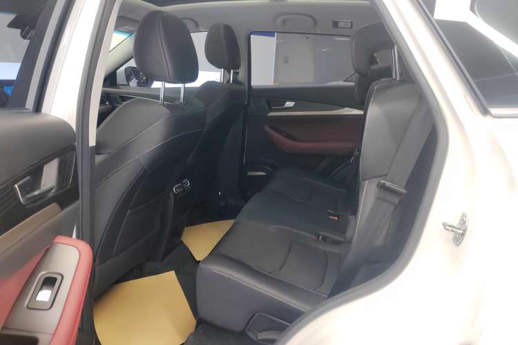 Used JETOUR X70 2023 1.5T DCT Dream Edition 5 Seats Right Rear Seat
