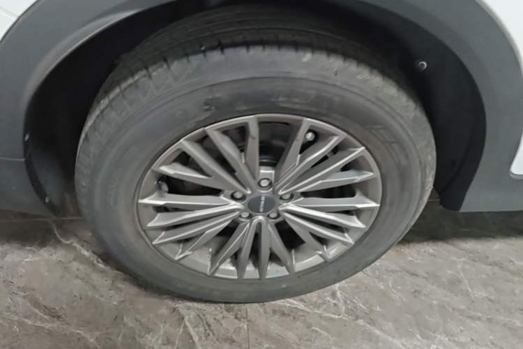 Used JETOUR X70 2023 1.5T DCT Overpass PRO+ Edition 7 Seats Right Rear Wheel Hub