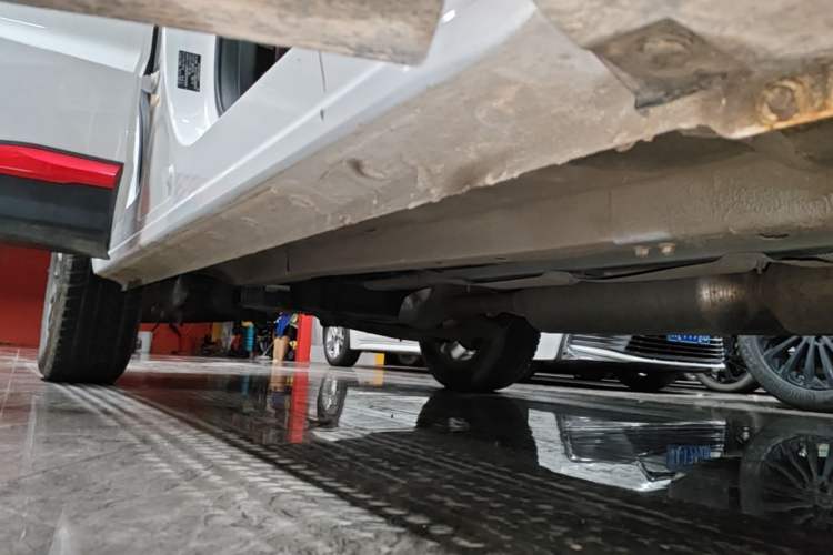 Used JETOUR X70 2023 1.5T DCT Overpass PRO+ Edition 7 Seats Right Side Sill