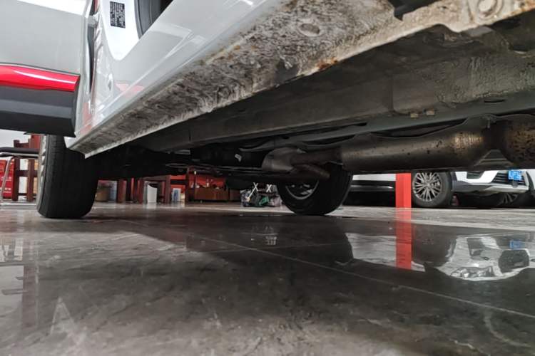 Used JETOUR X70 2023 1.5T DCT Overpass PRO+ Edition 7 Seats Right Side Sill