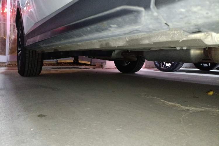 Used JETOUR X70 2023 1.5T DCT Beyond PRO Edition 7 Seats Right Side Sill
