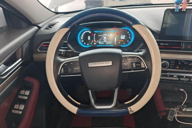 Used JETOUR X70 2023 1.5T Manual Overdrive Version 5 Seats Steering Wheel