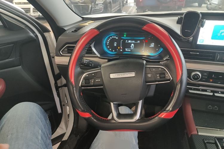 Used JETOUR X70 2023 1.5T DCT Overpass PRO+ Edition 7 Seats Steering Wheel