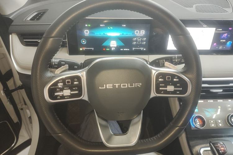Used JETOUR X70 2023 Zhuge 2.0T DCT Wolong 7-Seater Steering Wheel