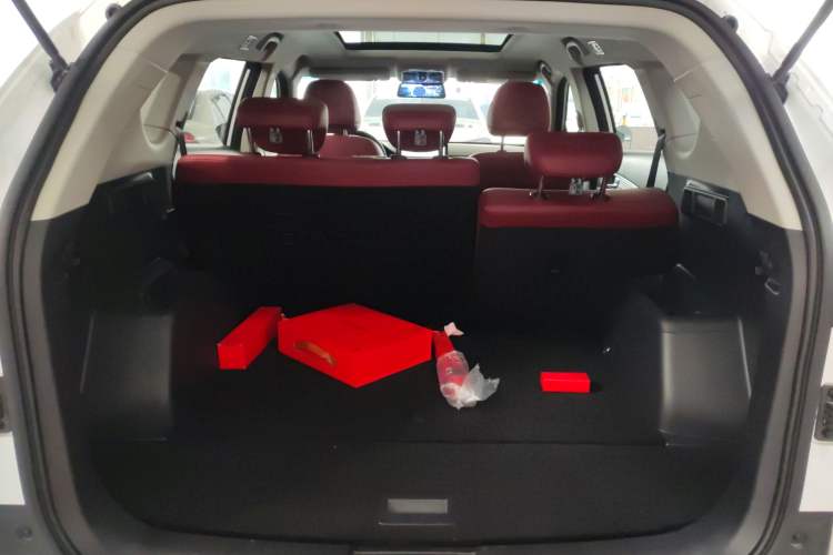 Used JETOUR X70 2023 1.5T DCT Beyond PRO+ Edition 5-Seater Trunk