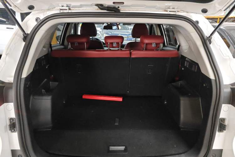 Used JETOUR X70 2023 1.5T DCT Beyond PRO+ Edition 5-Seater Trunk