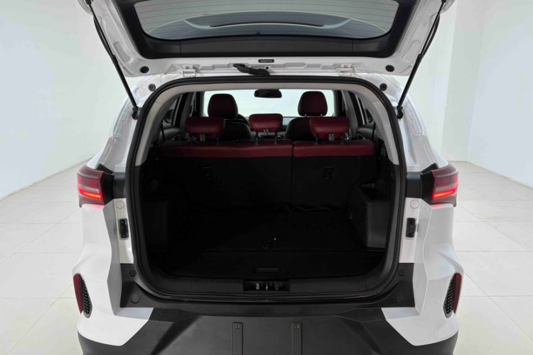 Used JETOUR X70 2023 1.5T DCT Beyond PRO+ Edition 5-Seater Trunk