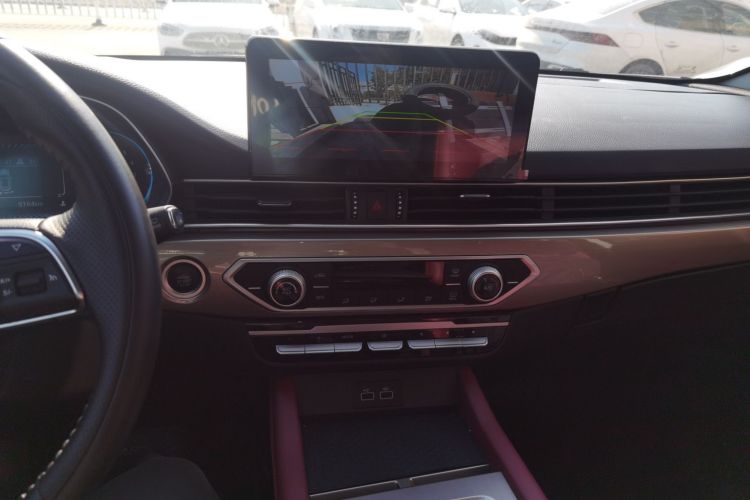 Used JETOUR X70 2024 1.5T DCT Enjoyment Edition 5 Seats Audio And AC Panel