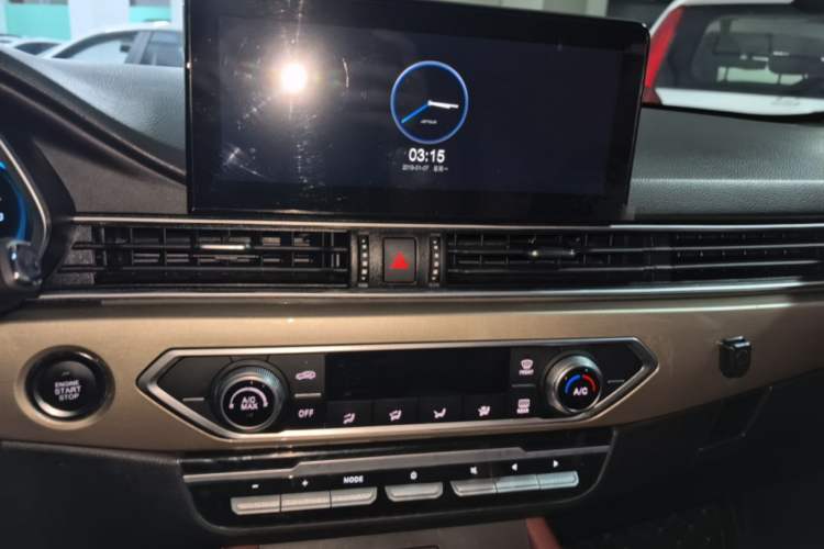 Used JETOUR X70 2024 1.5T DCT Glory PRO 5-Seater Audio And AC Panel