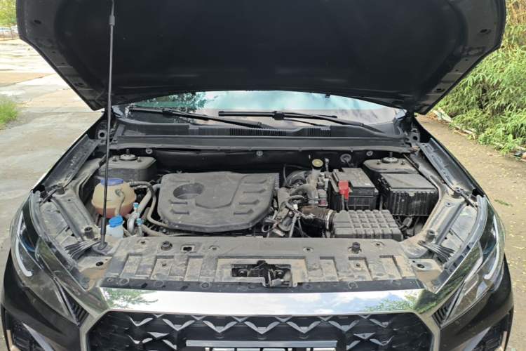 Used JETOUR X70 2024 1.5T DCT Glory PRO 7-Seater Engine Bay