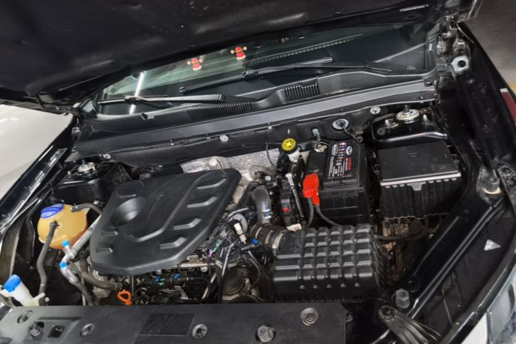 Used JETOUR X70 2024 1.5T DCT Glory PRO 5-Seater Engine Bay