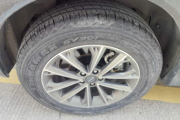 Used JETOUR X70 2024 1.5T DCT Glory PRO 5-Seater Exterior 5
