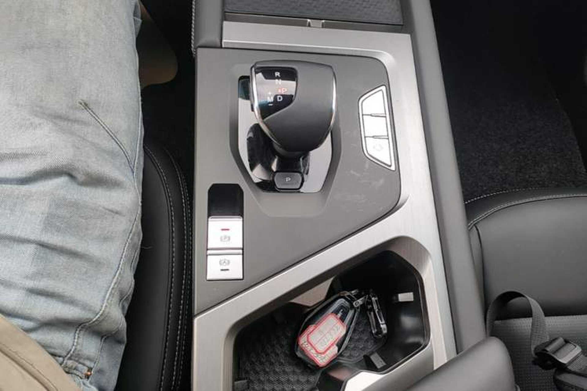 Used JETOUR X70 2024 1.5T DCT Enjoy Edition 7-Seater Gear Lever
