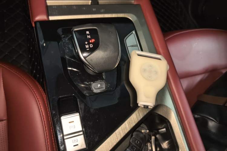 Used JETOUR X70 2024 1.5T DCT Glory PRO 5-Seater Gear Lever
