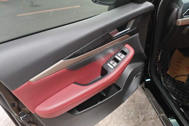 Used JETOUR X70 2024 1.5T DCT Glory PRO 5-Seater Left Front Door Interior