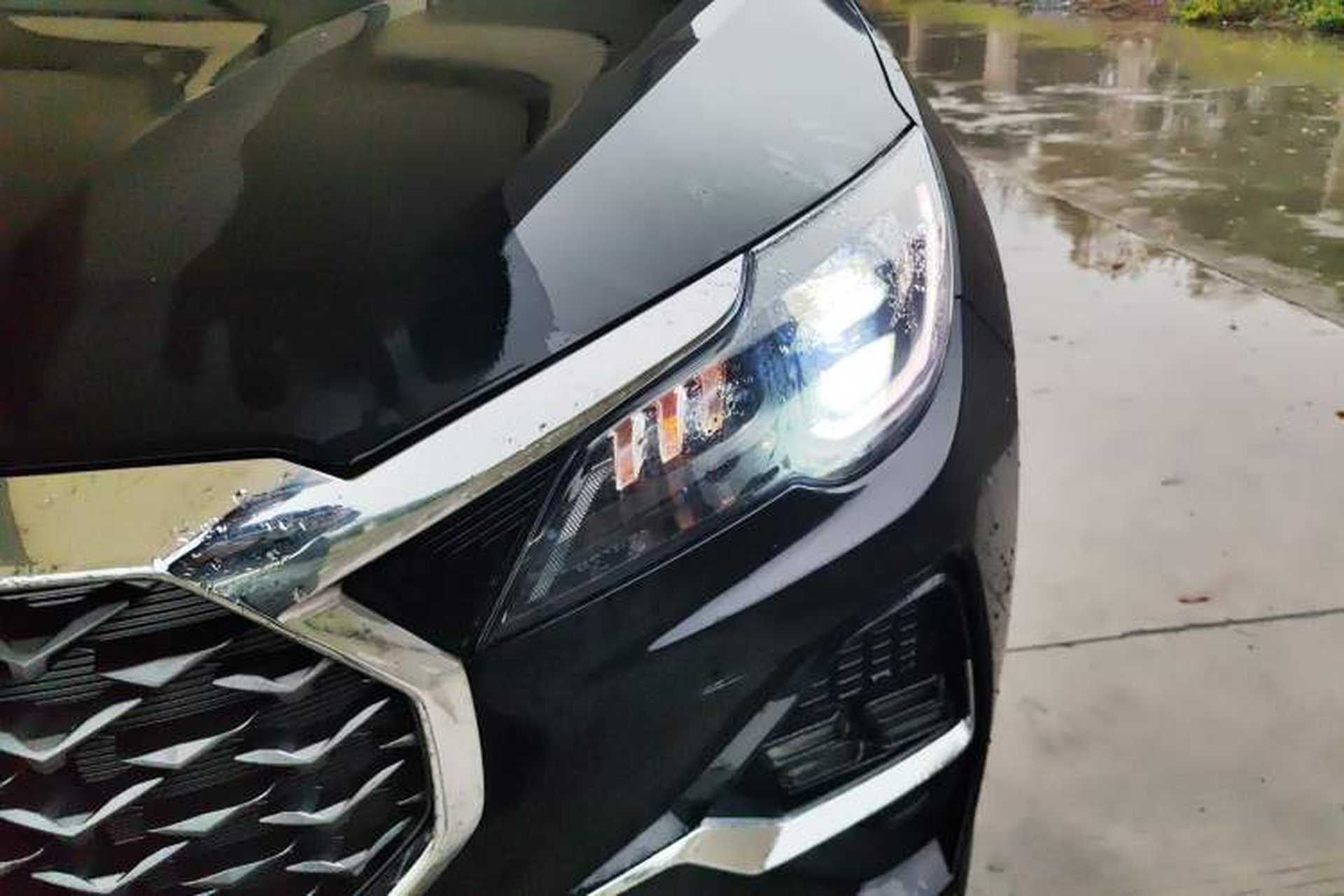 Used JETOUR X70 2024 1.5T DCT Enjoyment Edition 5 Seats Left Front Headlight