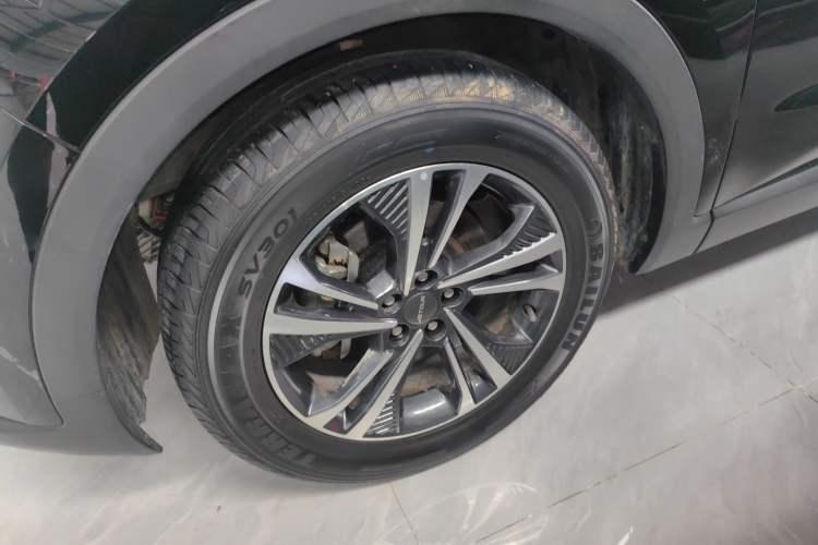 Used JETOUR X70 2024 1.5T DCT Enjoy Edition 7-Seater Left Front Wheel Hub