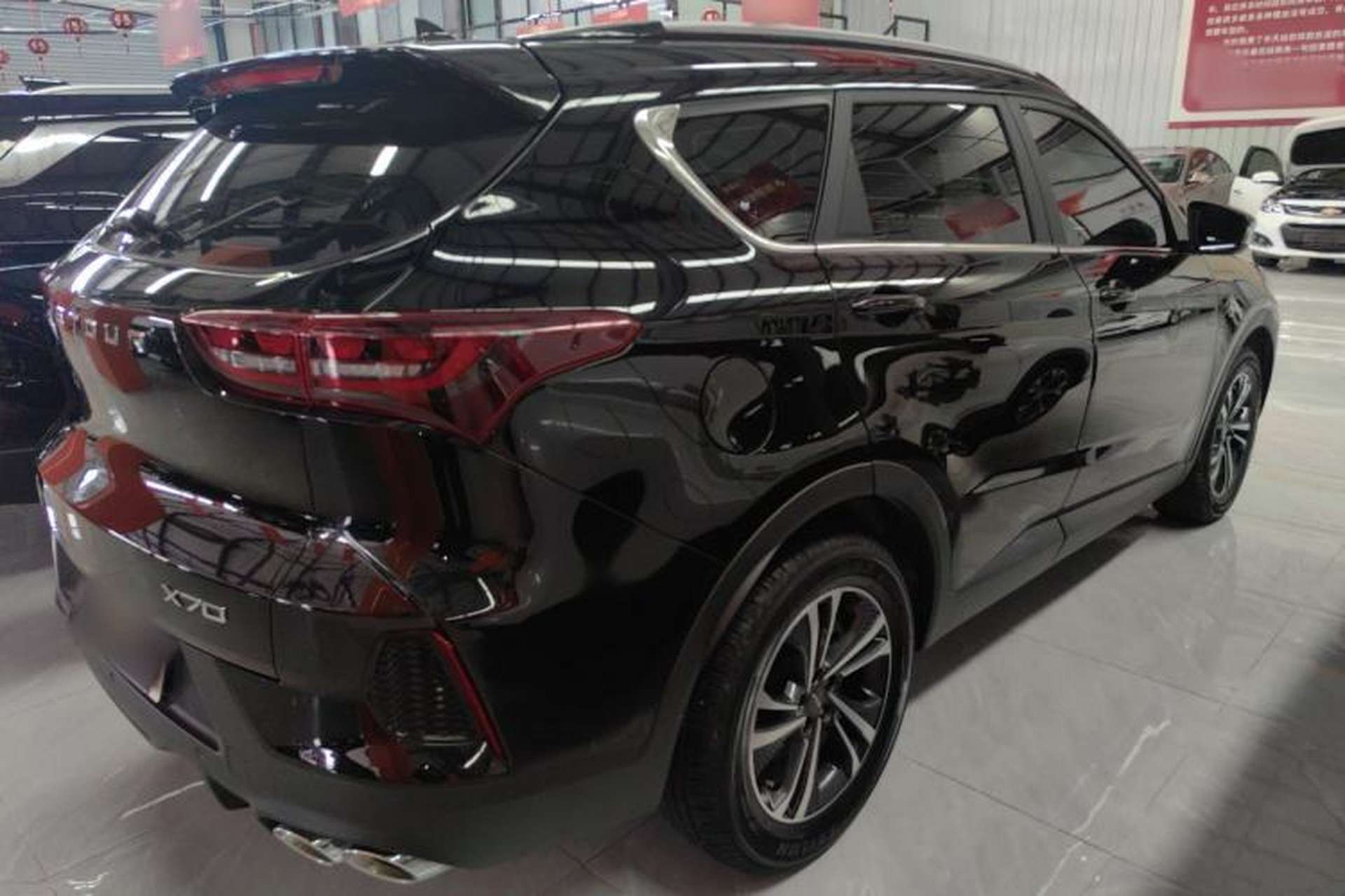 Used JETOUR X70 2024 1.5T DCT Enjoy Edition 7-Seater Rear Right 45 Deg