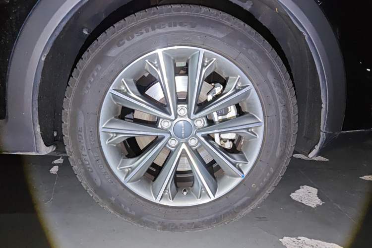 Used JETOUR X70 2024 1.5T DCT Glory PRO 7-Seater Right Front Wheel Hub