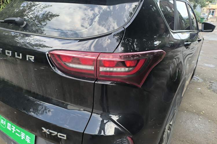 Used JETOUR X70 2024 1.5T DCT Glory PRO 7-Seater Right Rear Taillight