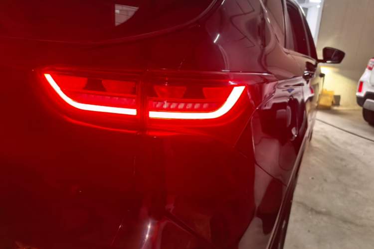 Used JETOUR X70 2024 1.5T DCT Glory PRO 5-Seater Right Rear Taillight