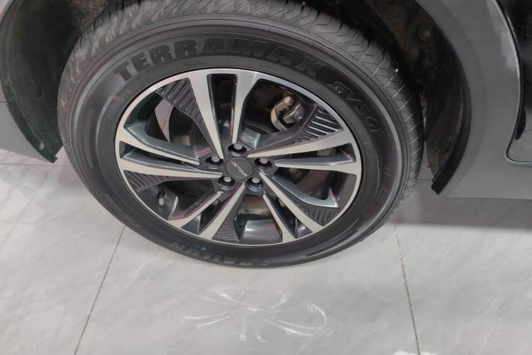 Used JETOUR X70 2024 1.5T DCT Enjoy Edition 7-Seater Right Rear Wheel Hub