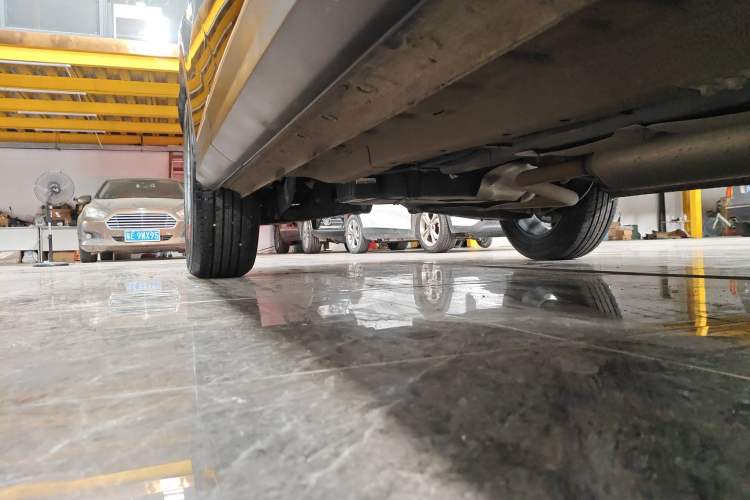 Used JETOUR X70 2024 1.5T DCT Glory PRO 5-Seater Right Side Sill