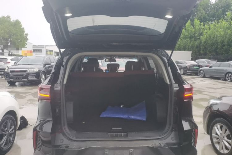 Used JETOUR X70 2024 1.5T DCT Glory PRO 5-Seater Trunk