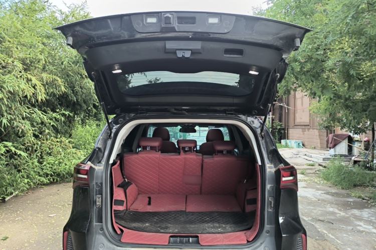 Used JETOUR X70 2024 1.5T DCT Glory PRO 7-Seater Trunk