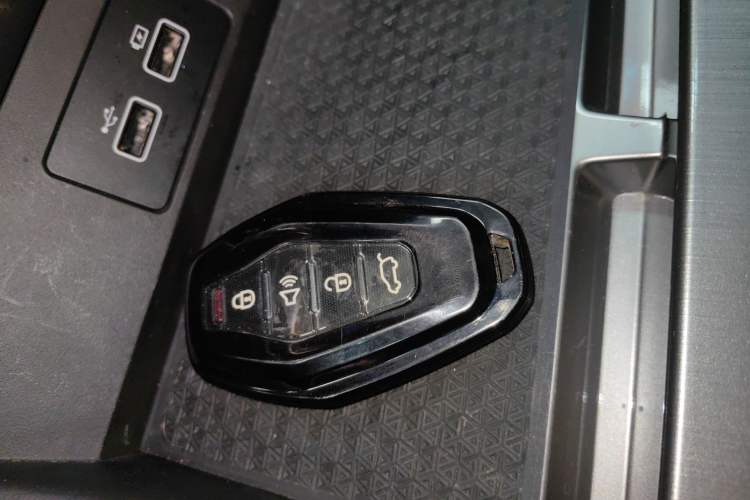 Used JETOUR X70 2024 1.5T DCT Enjoy Edition 7-Seater Vehicle Key