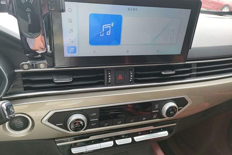 Used JETOUR X70 2024 1.5T DCT Glory PRO 5-Seater Audio And AC Panel