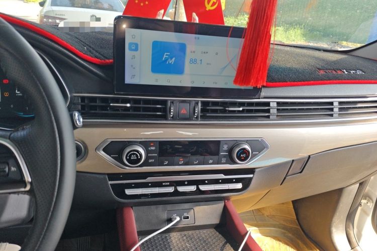 Used JETOUR X70 2024 1.5T DCT Glory PRO 5-Seater Audio And AC Panel