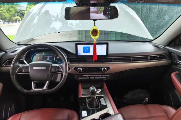 Used JETOUR X70 2024 1.5T Manual Glory Edition 5 Seats Center Console