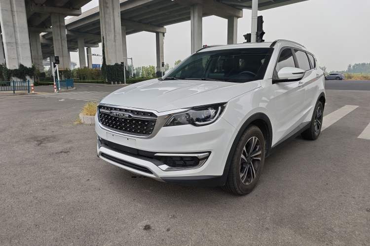 JETOUR X70 2024 1.5T DCT Enjoy Edition 7-Seater