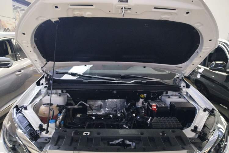 Used JETOUR X70 2024 1.5T DCT Enjoy Edition 7-Seater Engine Bay