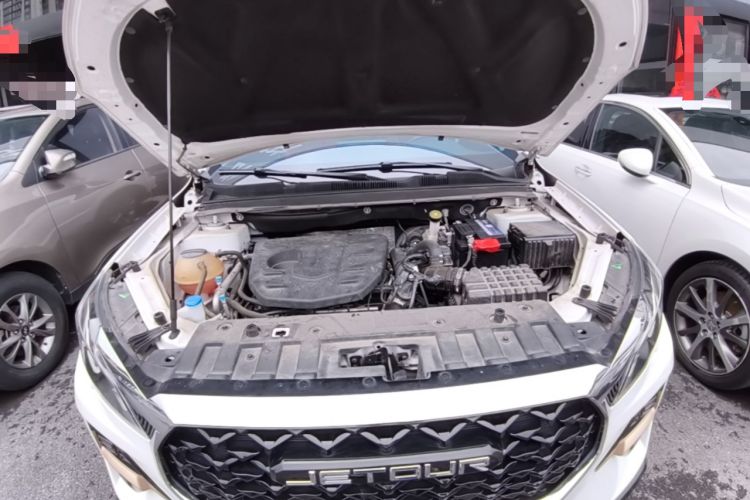 Used JETOUR X70 2024 1.5T DCT Glory PRO 5-Seater Engine Bay